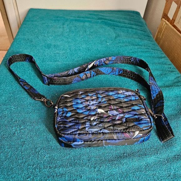 Lug Coupe Botanical Black Crossbody - Picture 1 of 8